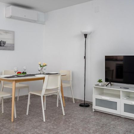 Central Flat With Pool In Fuengirola By Costarentals - Ref 171 Kültér fotó